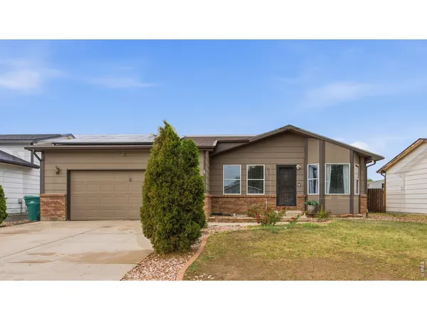 $383,900 | 1621 41st Street Road, Evans, CO 80620