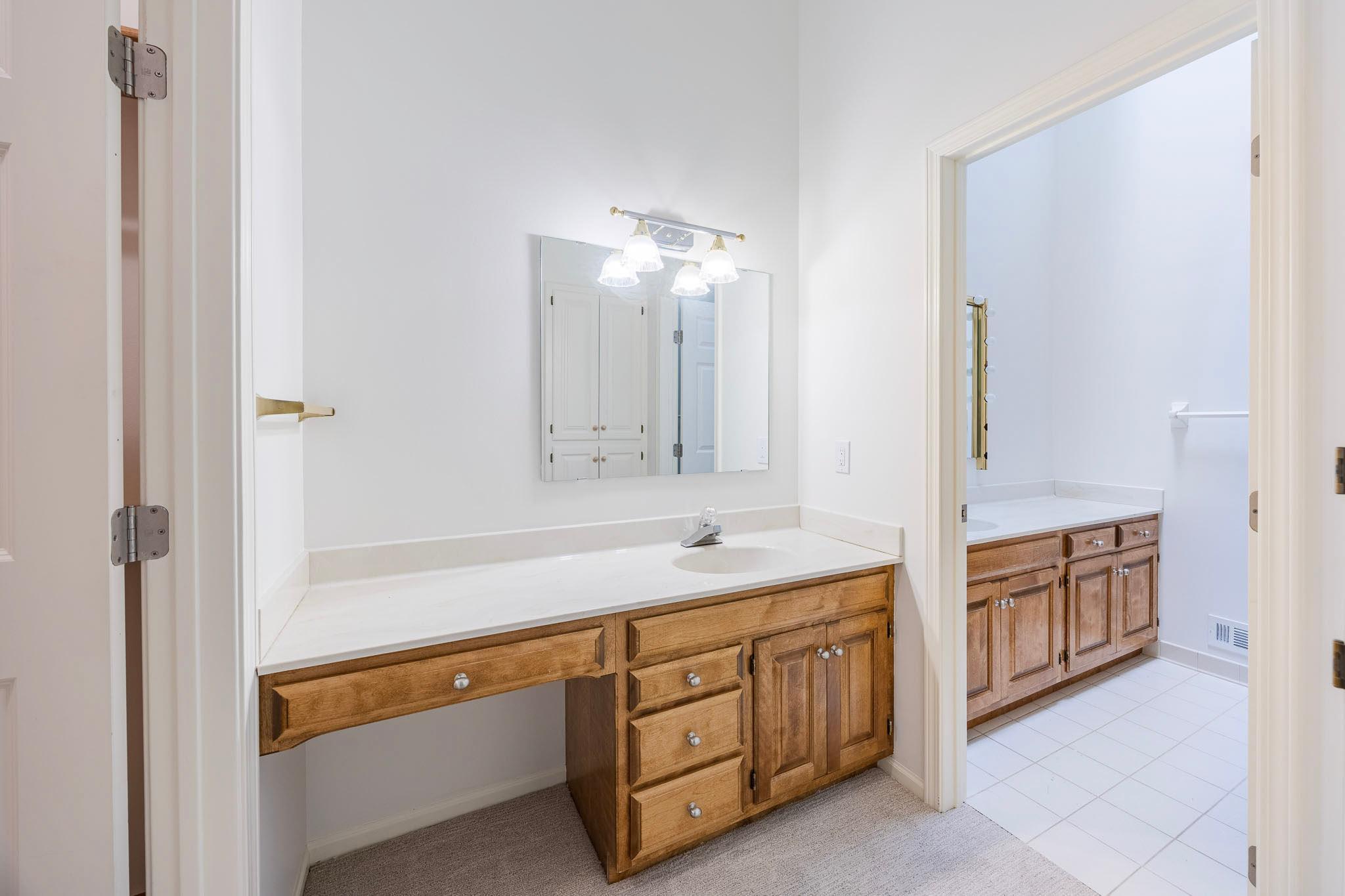 1106 Hollybrook Road Wayzata, MN 55391 - Photo 20 of 28 Gallery Image 20