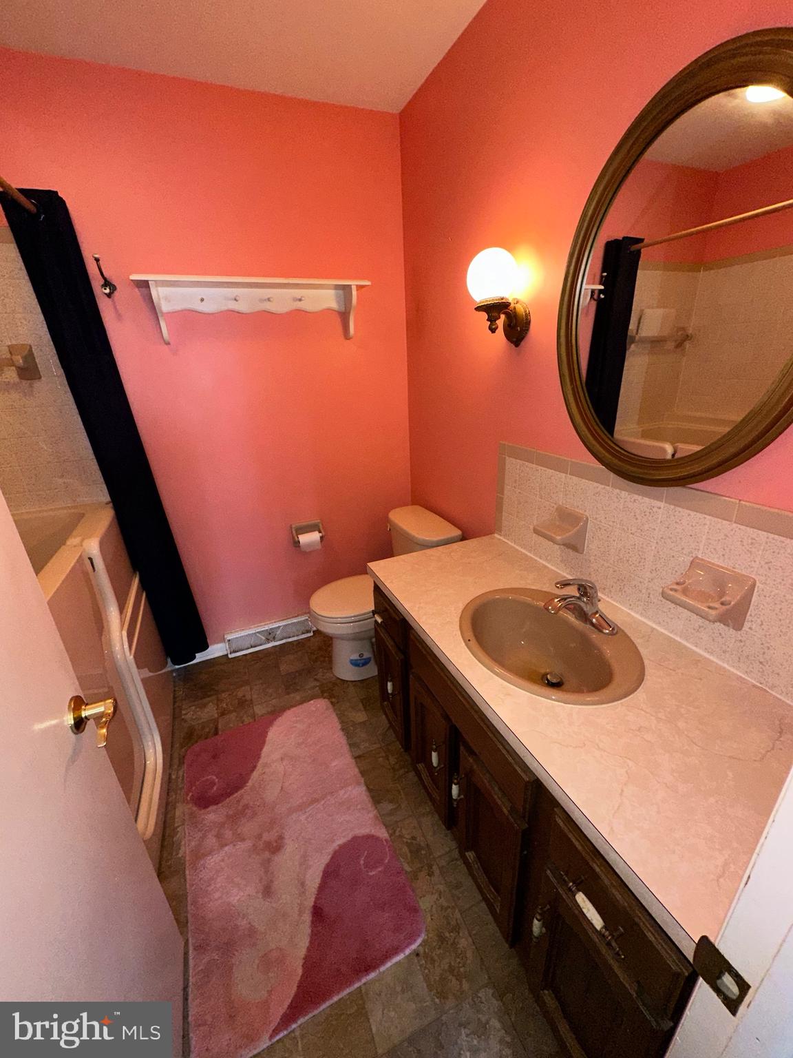 2776 Stevens Summit Drive Columbia, PA 17512 - Photo 21 of 39 a bathroom with a sink and a mirror