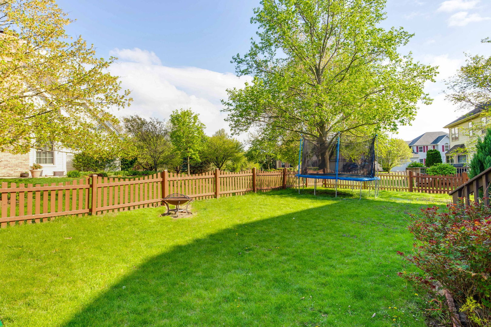1930 Lisson Road Naperville, IL 60565 - Photo 27 of 32 a view of a park with large trees
