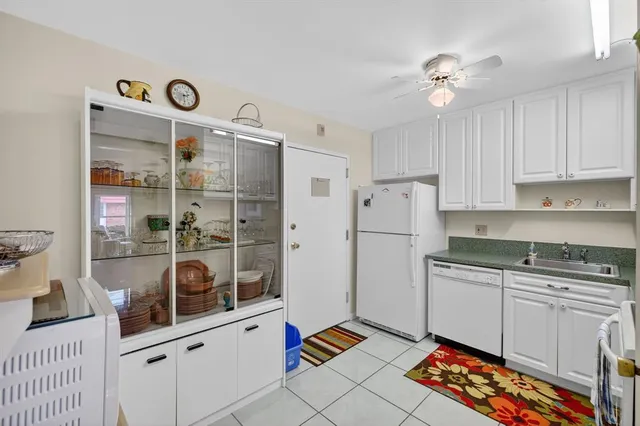 $89,000 | 4881 Northwest 22nd Street, Unit B12, Lauderhill, FL 33313
