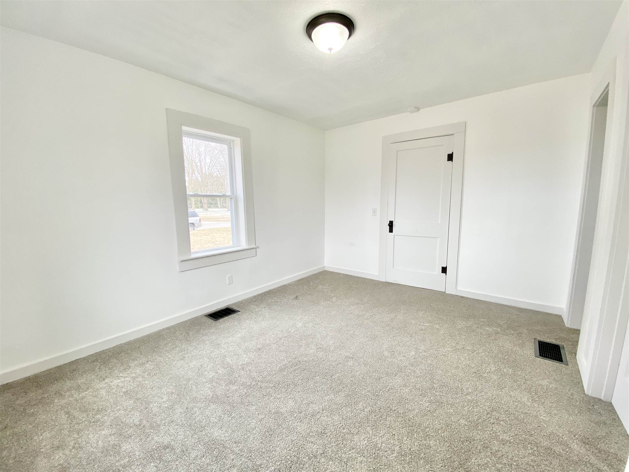 521 West 3rd Street Rochester, IN 46975 - Photo 20 of 30