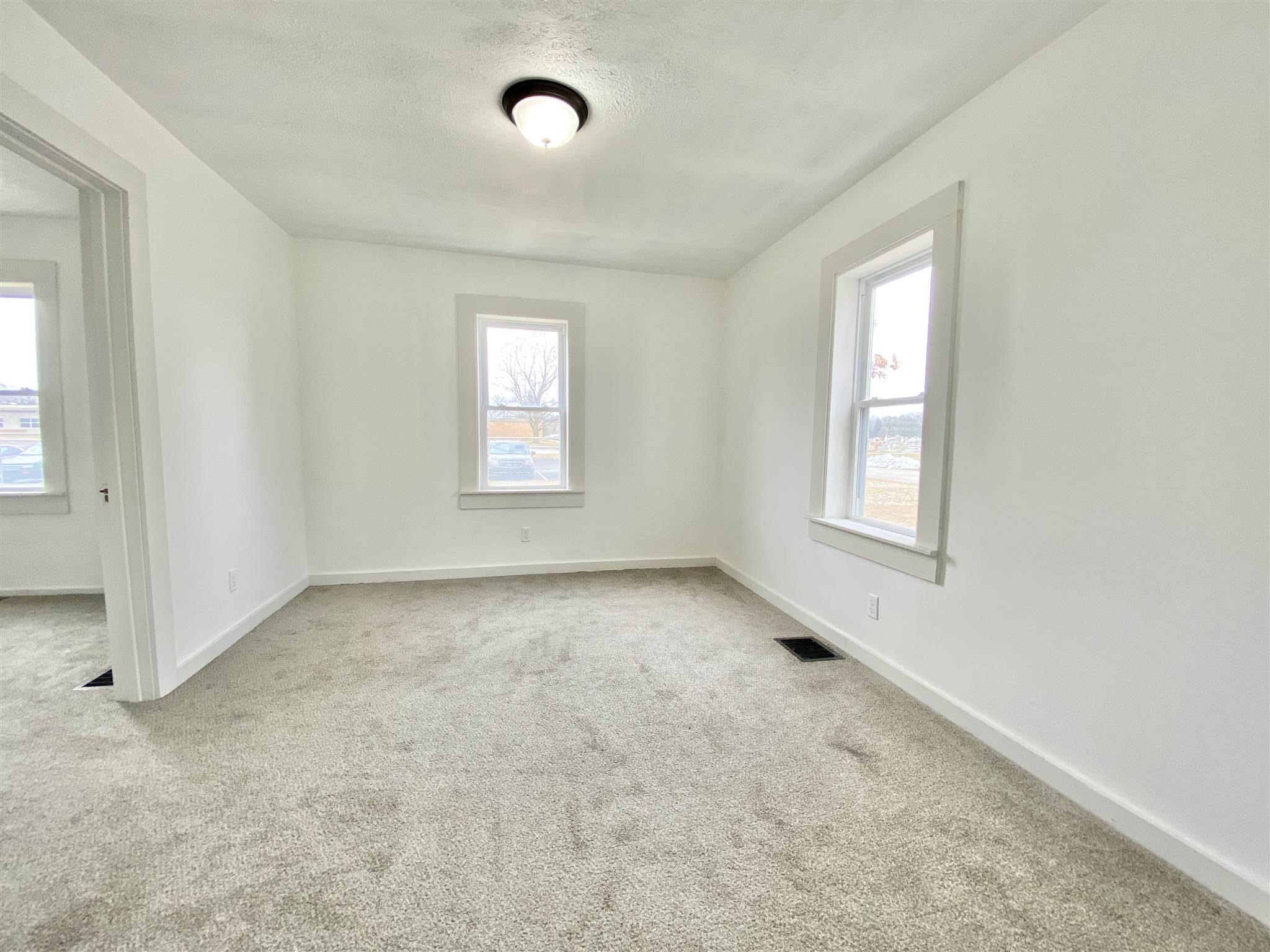 521 West 3rd Street Rochester, IN 46975 - Photo 21 of 30