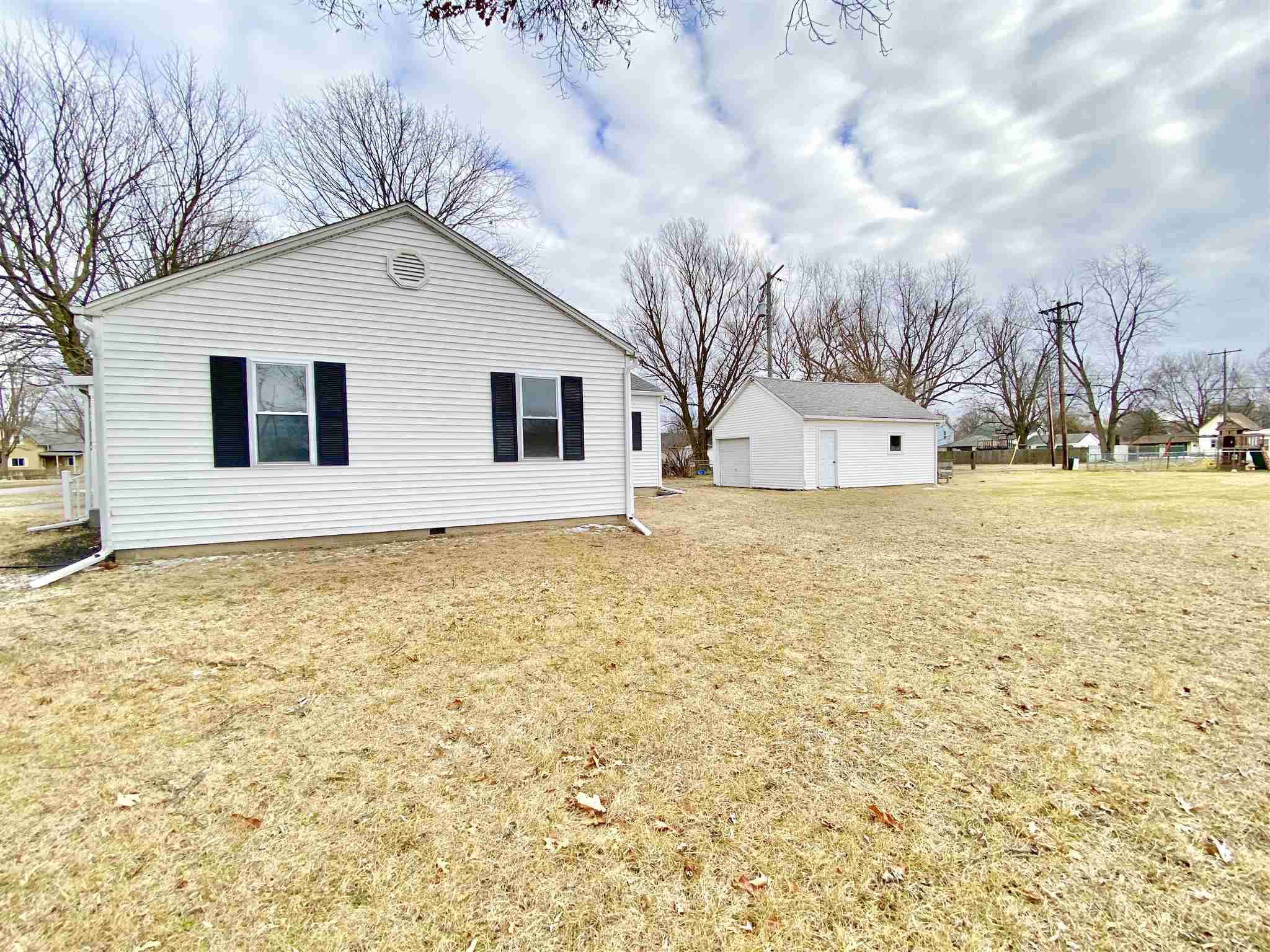 521 West 3rd Street Rochester, IN 46975 - Photo 28 of 30
