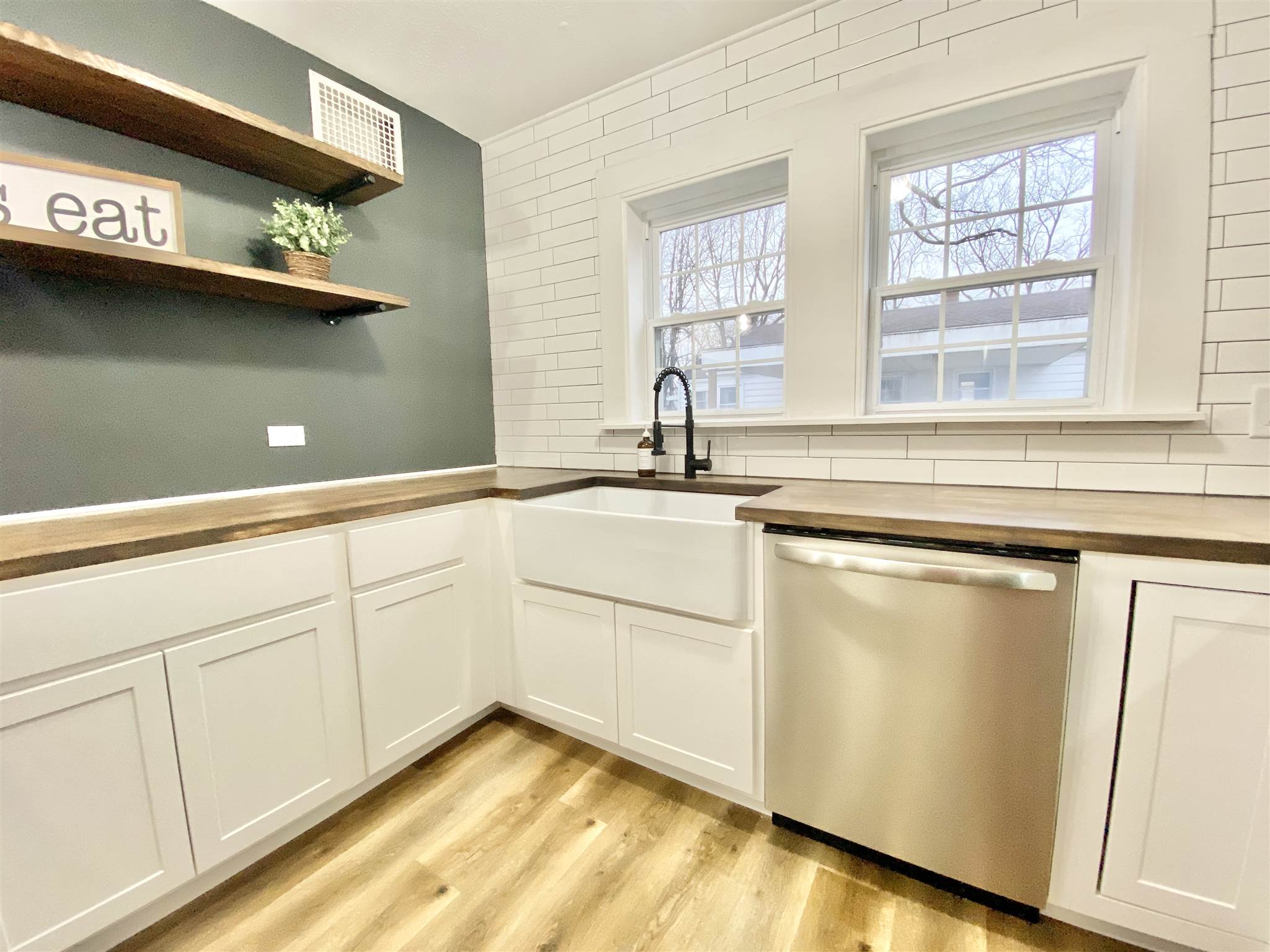 521 West 3rd Street Rochester, IN 46975 - Photo 9 of 30