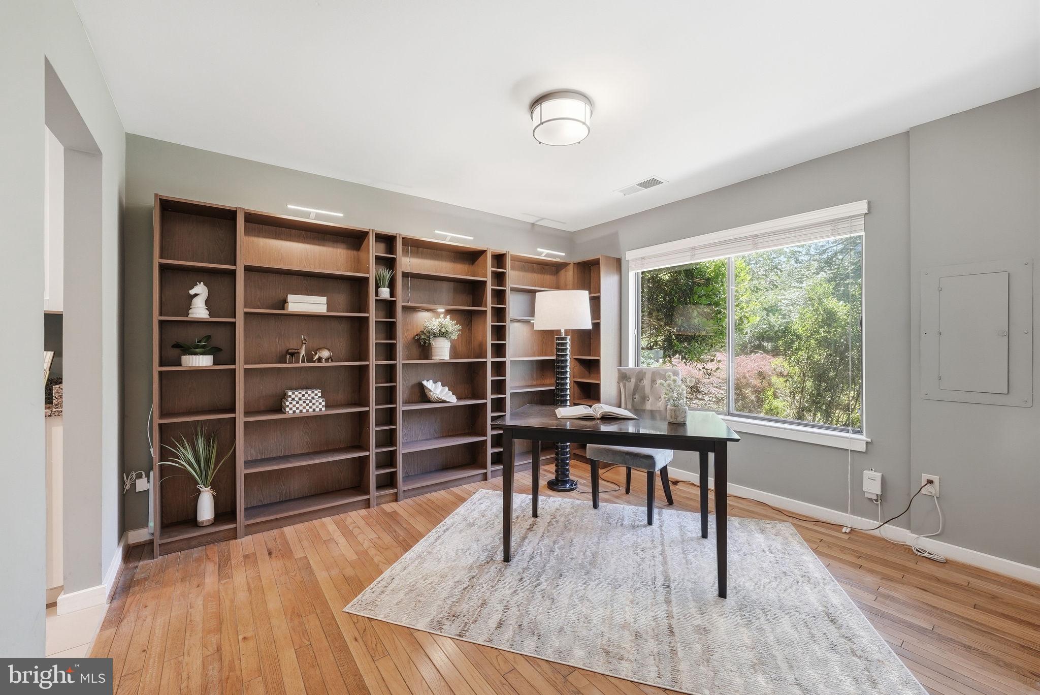 11124 Glade Drive Reston, VA 20191 - Photo 13 of 47 Office/Flex Room