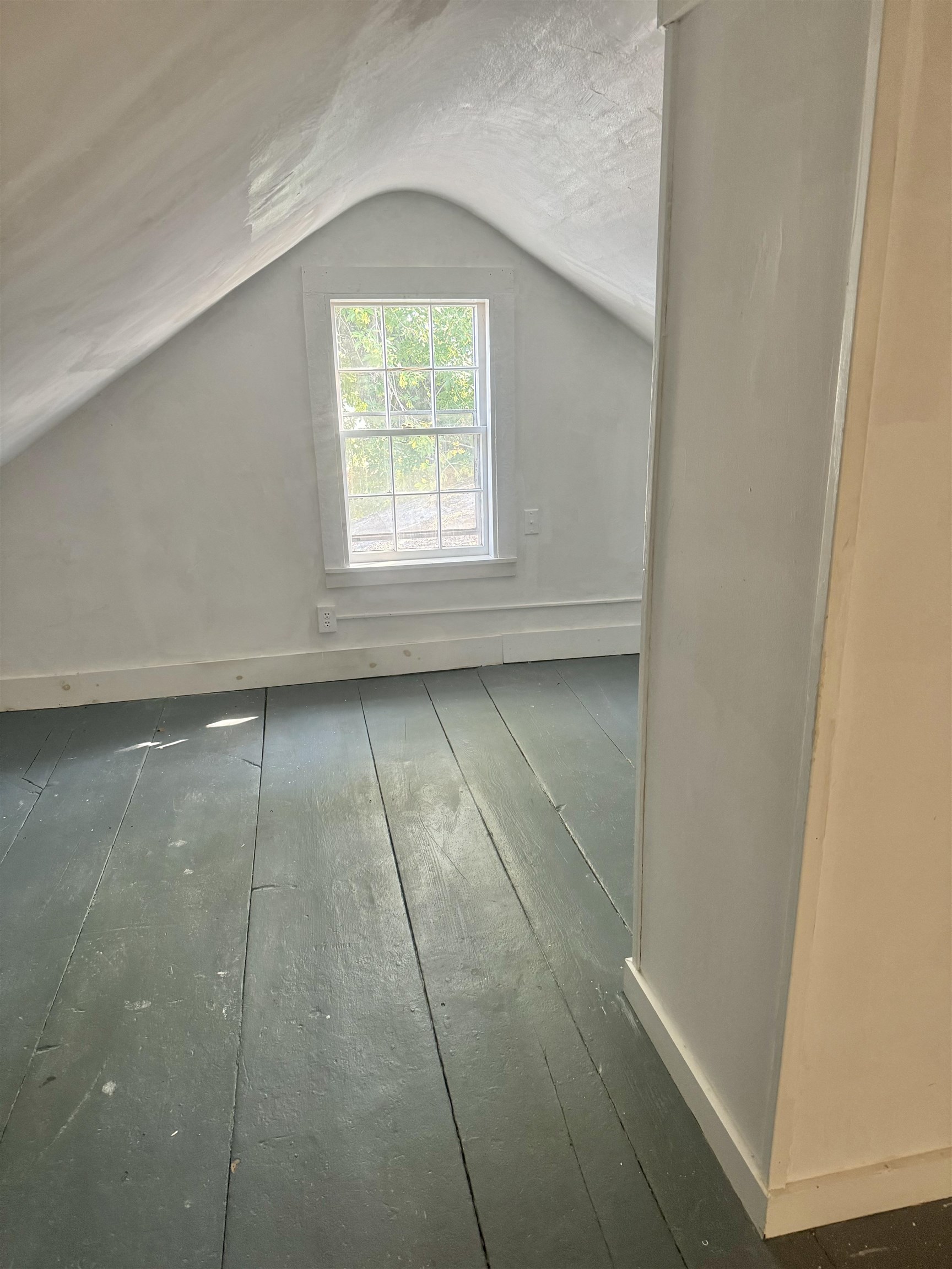 14 Pine Street Keene, NH 03431 - Photo 8 of 18