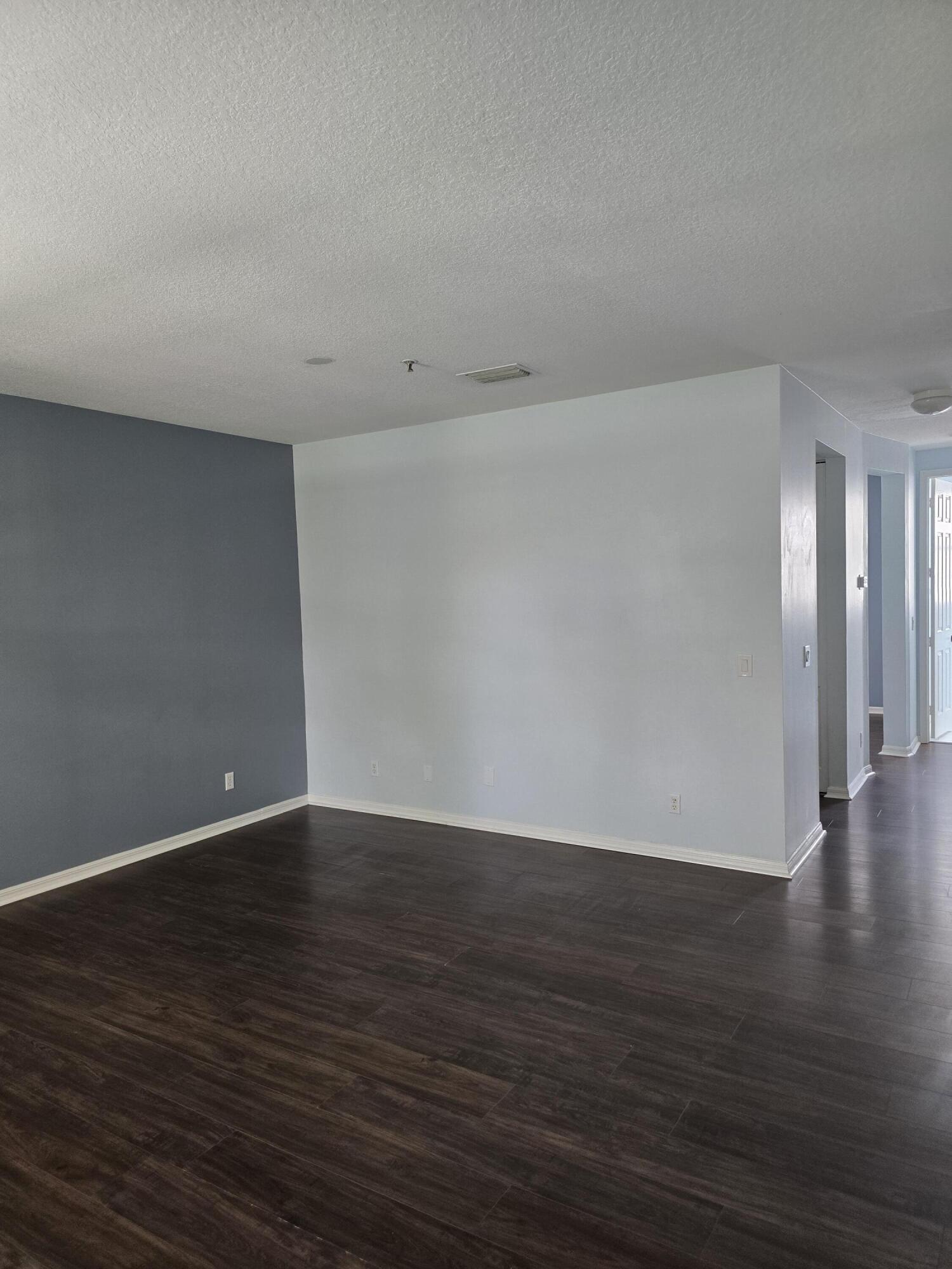 4261 East Main Street Jupiter, FL 33458 - Photo 15 of 29 20260608_130340