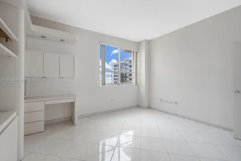 $885,000 | 10185 Collins Avenue, Unit PH08, Bal Harbour, FL 33154
