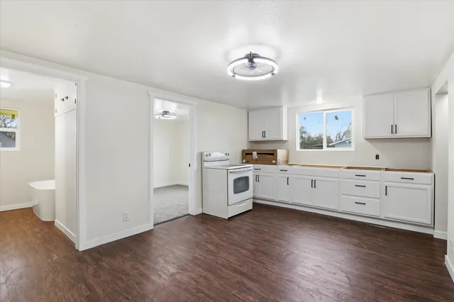 $298,990 | 14902 East Valleyway Avenue, Spokane Valley, WA 99216