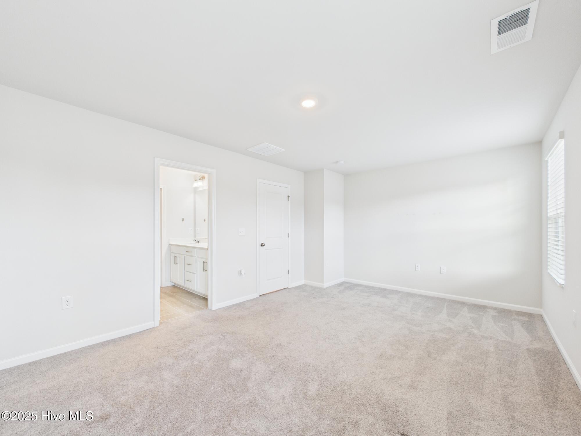 2709 Chert Lane Raleigh, NC 27610 - Photo 36 of 54 CAM01608G0-PR0112-STILL039