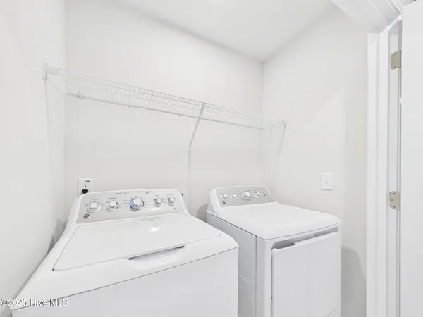 $2,115 | 2709 Chert Lane, Raleigh, NC 27610