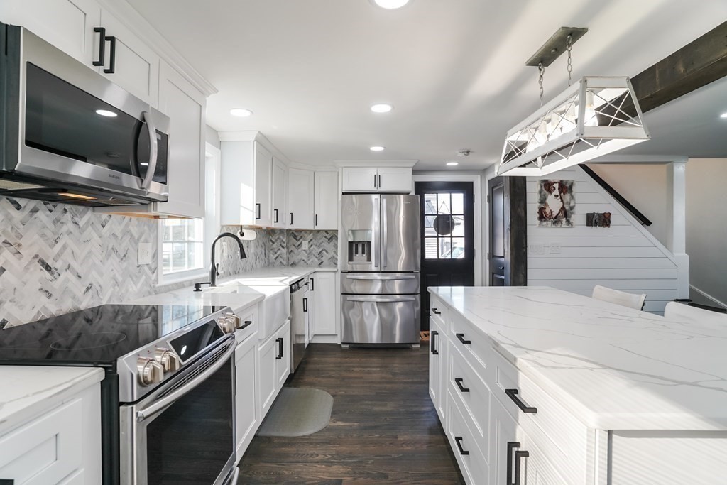 141 Moncrief Road Rockland, MA 02370 - Photo 8 of 42 Gallery Image 8