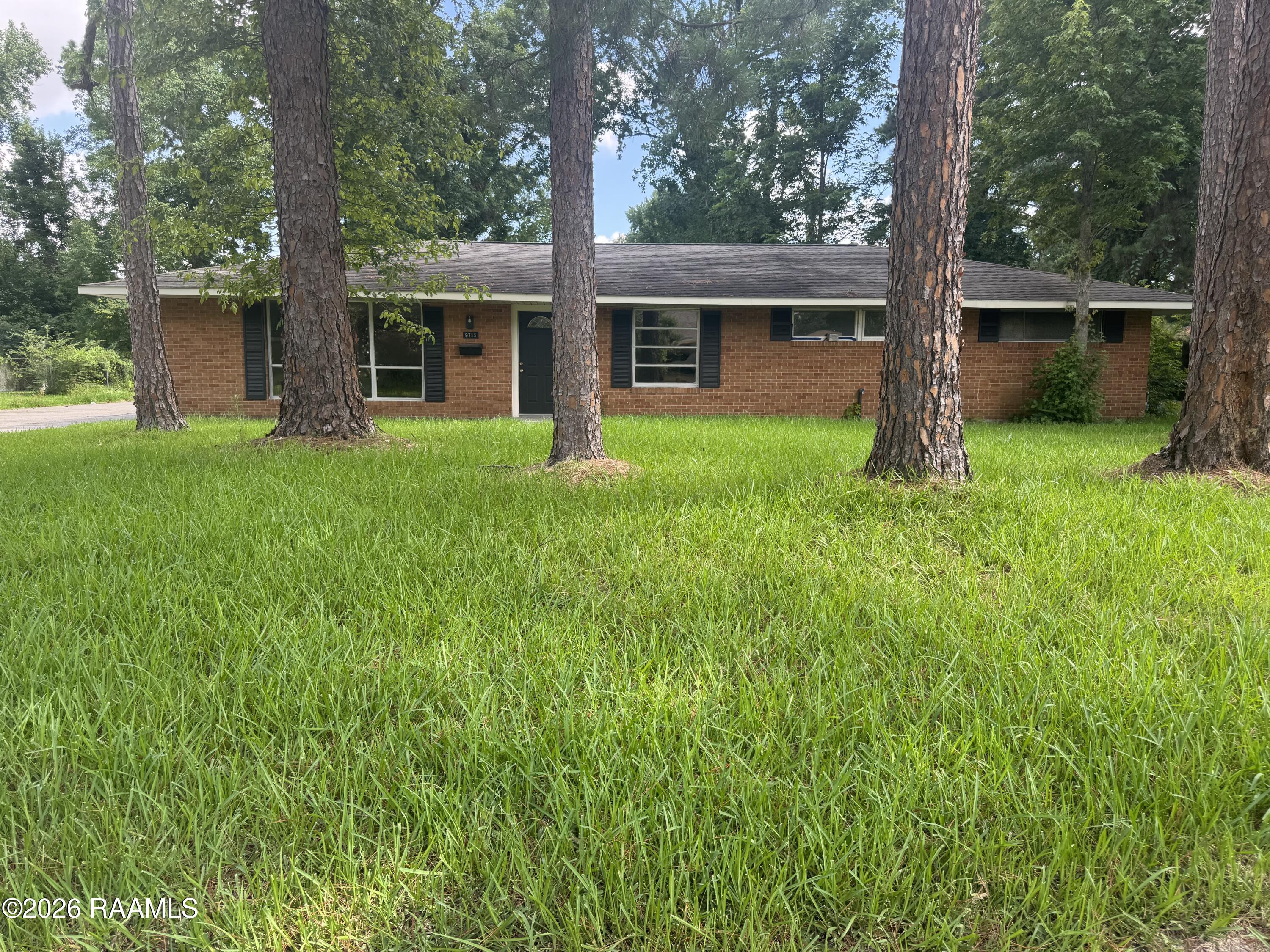 9755 Diane Avenue Baton Rouge, LA 70815 - Photo 3 of 19 IMG_5545