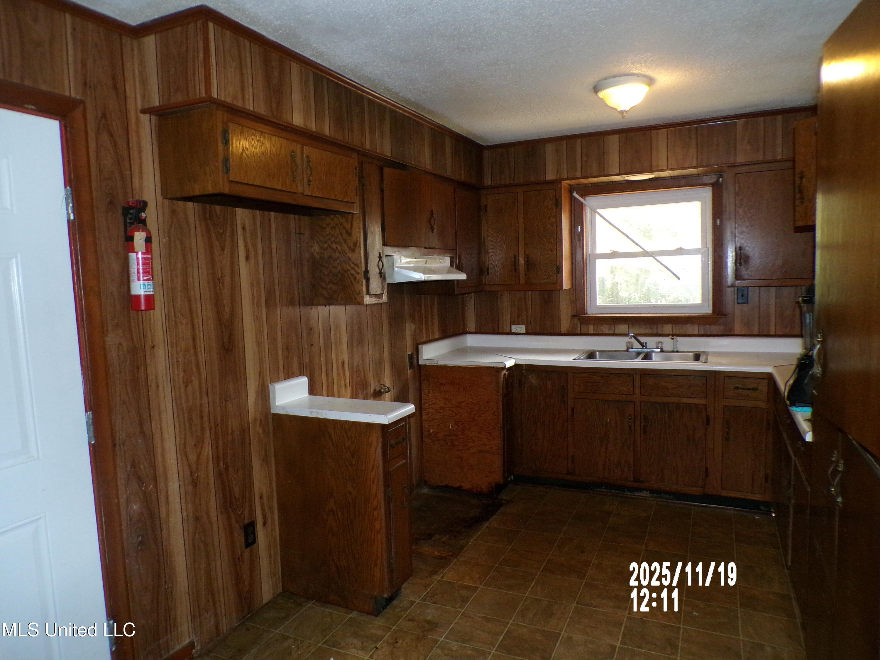 487 Silver Ridge Avenue Gulfport, MS 39507 - Photo 21 of 28 100_0039