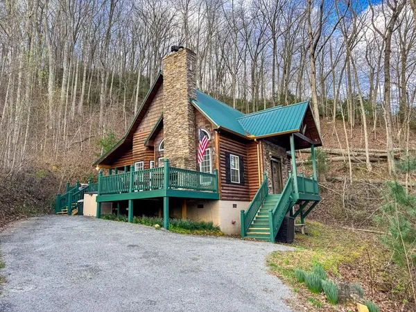 $389,900 | 157 Frontier Drive, Hayesville, NC 28904