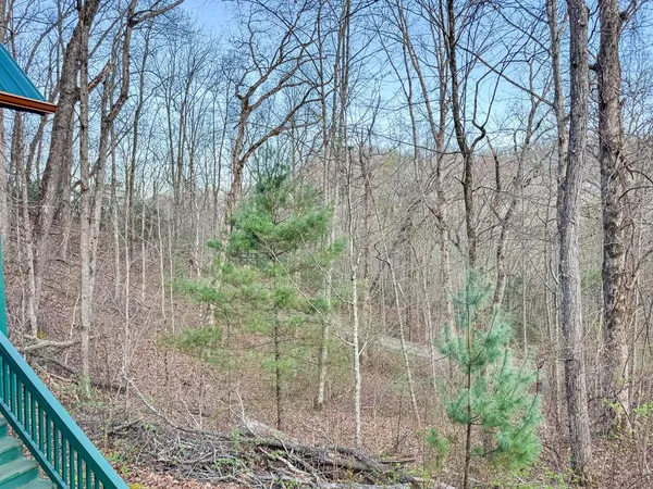$389,900 | 157 Frontier Drive, Hayesville, NC 28904