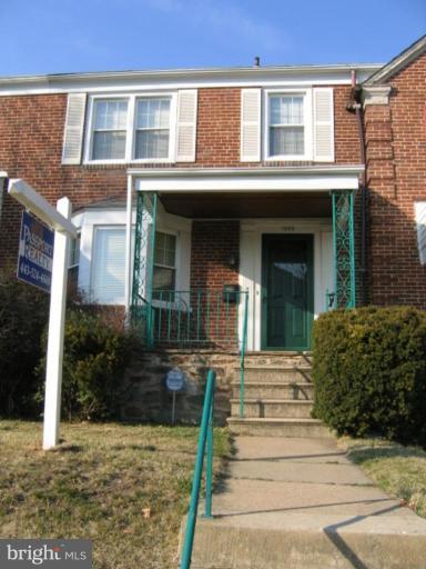 1652 Roundhill Road Baltimore, MD 21218 - Photo 1 of 30 Exterior (Front)