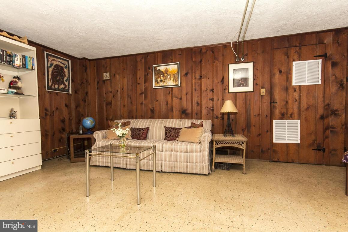 1652 Roundhill Road Baltimore, MD 21218 - Photo 15 of 30 Finished Basement
