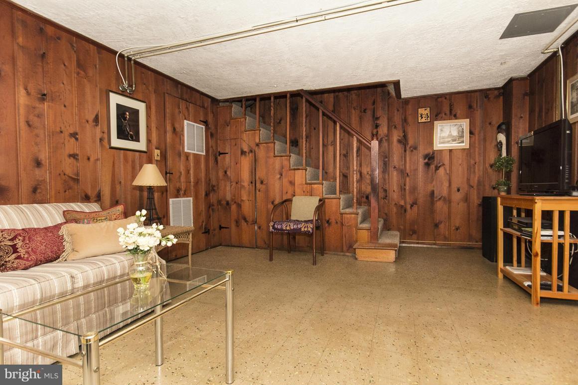1652 Roundhill Road Baltimore, MD 21218 - Photo 16 of 30 Finished Basement