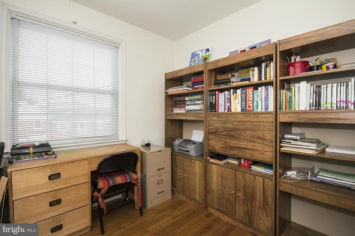 1652 Roundhill Road Baltimore, MD 21218 - Photo 20 of 30 Bedroom
