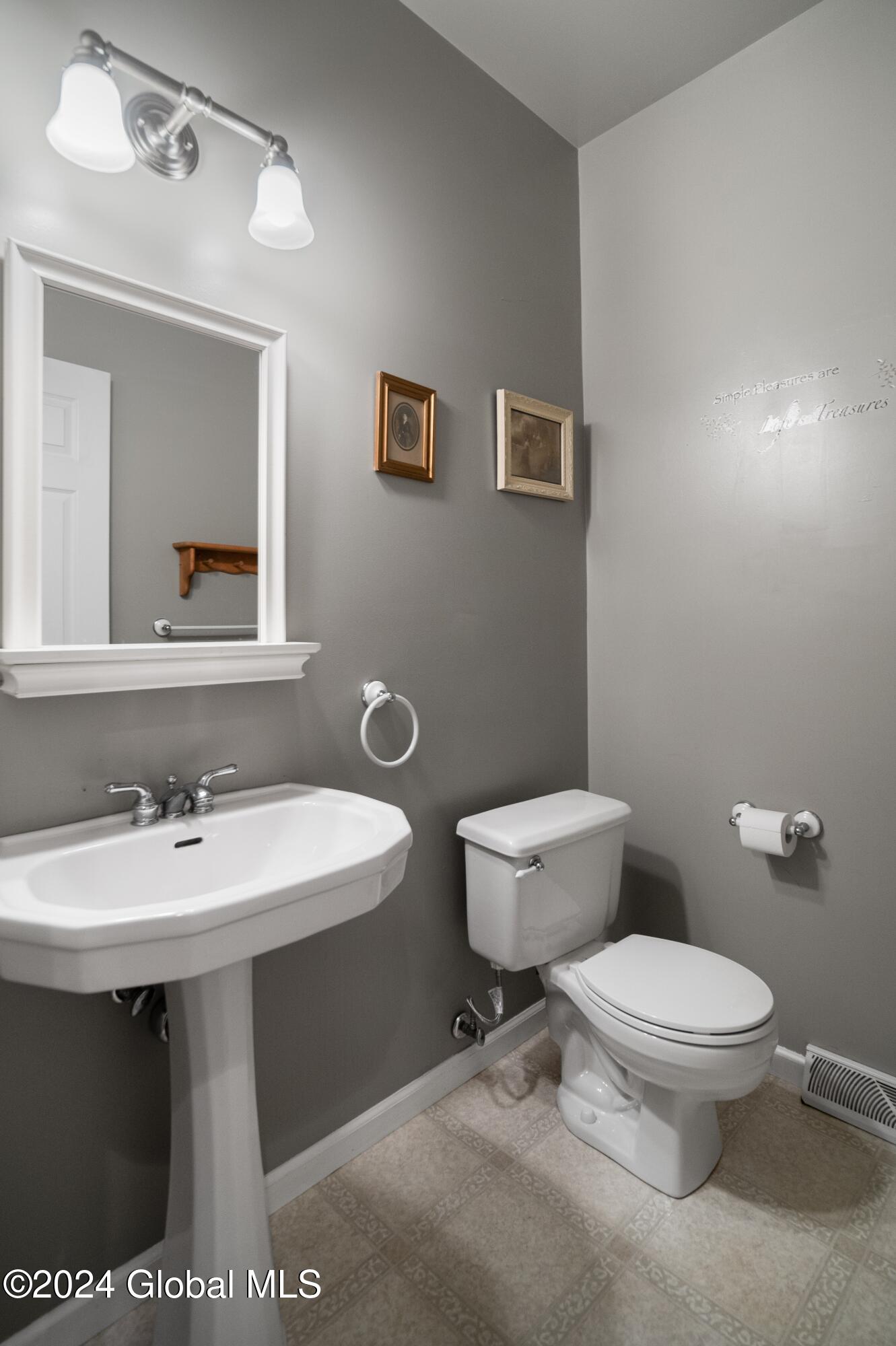 2 Mapleline Road Ballston Lake, NY 12019 - Photo 11 of 40 Interior 08
