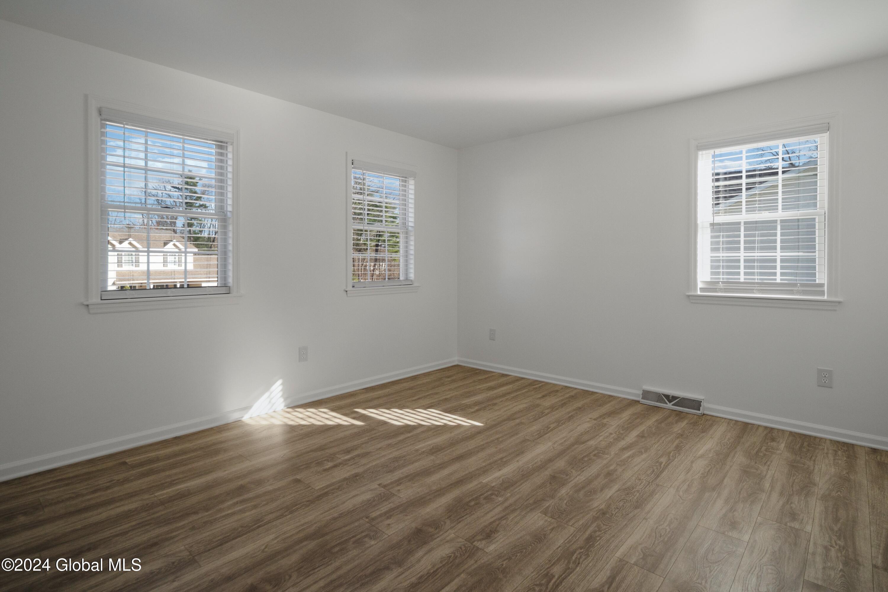 2 Mapleline Road Ballston Lake, NY 12019 - Photo 24 of 40 Interior 20