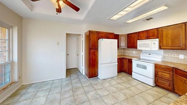 $2,499 | 1414 Bogard Lane, Lewisville, TX 75077