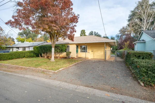 $289,000 | 1209 C Street, Redding, CA 96002