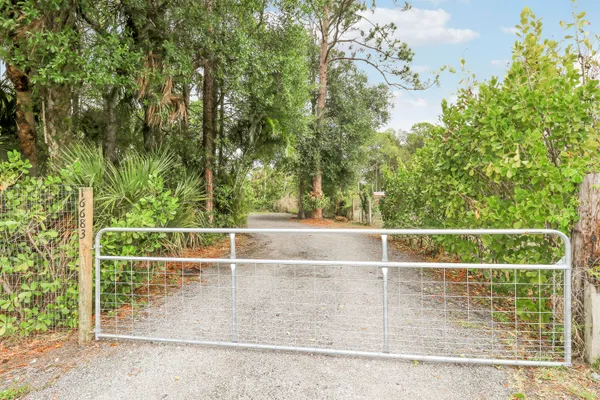 $3,500 | 16683 64th Place North, Loxahatchee, FL 33470