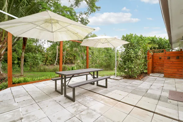 $3,500 | 16683 64th Place North, Loxahatchee, FL 33470