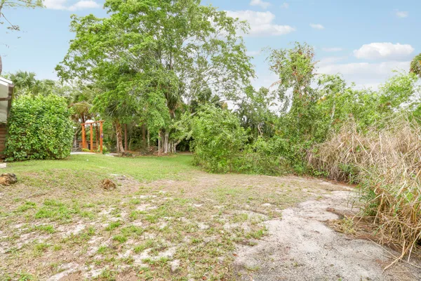 $3,500 | 16683 64th Place North, Loxahatchee, FL 33470