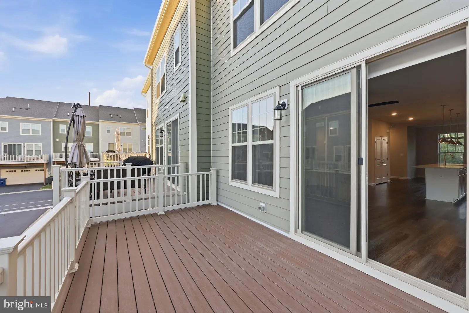 9309 Barnes Loop Manassas, VA 20110 - Photo 27 of 32