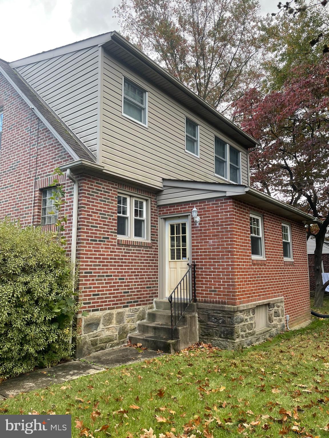 8314 Rising Sun Avenue Philadelphia, PA 19111 - Photo 17 of 23 Back of the House