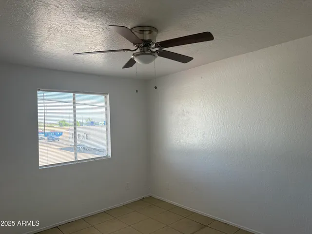 $1,200 | 2537 West Georgia Avenue, Unit 19, Phoenix, AZ 85017