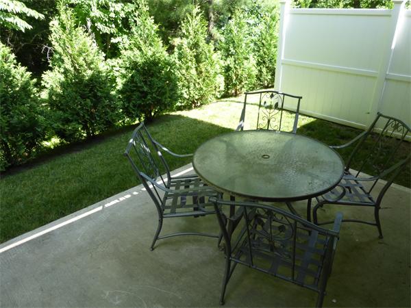 9 Beech Hill Road, Unit 2 West Springfield, MA 01089 - Photo 13 of 14 Gallery Image 13