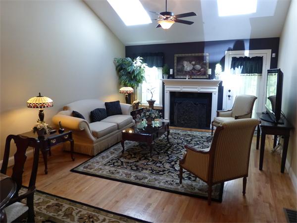 9 Beech Hill Road, Unit 2 West Springfield, MA 01089 - Photo 2 of 14 Gallery Image 2