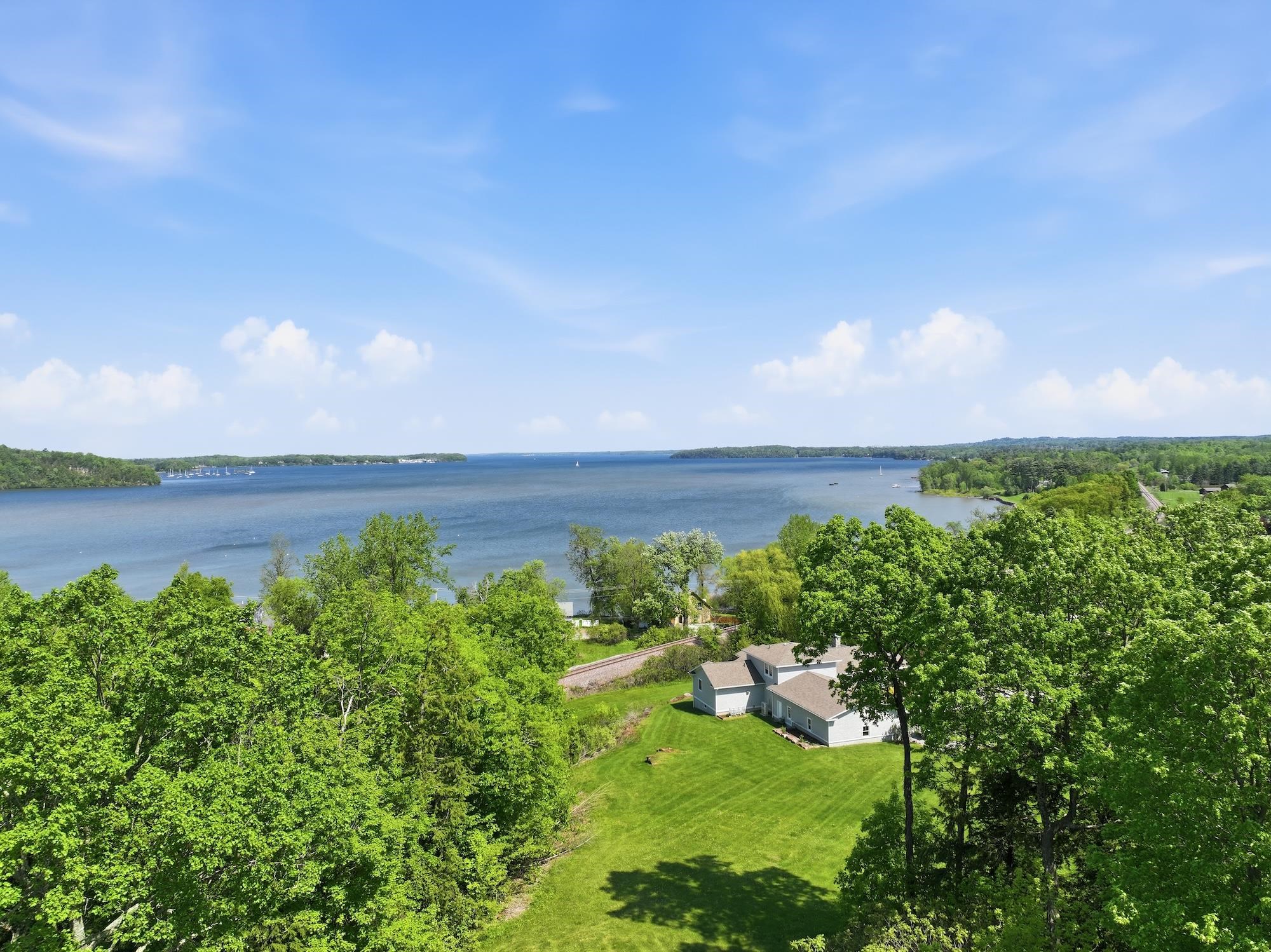 132 Point View Drive Shelburne, VT 05482 - Photo 13 of 59