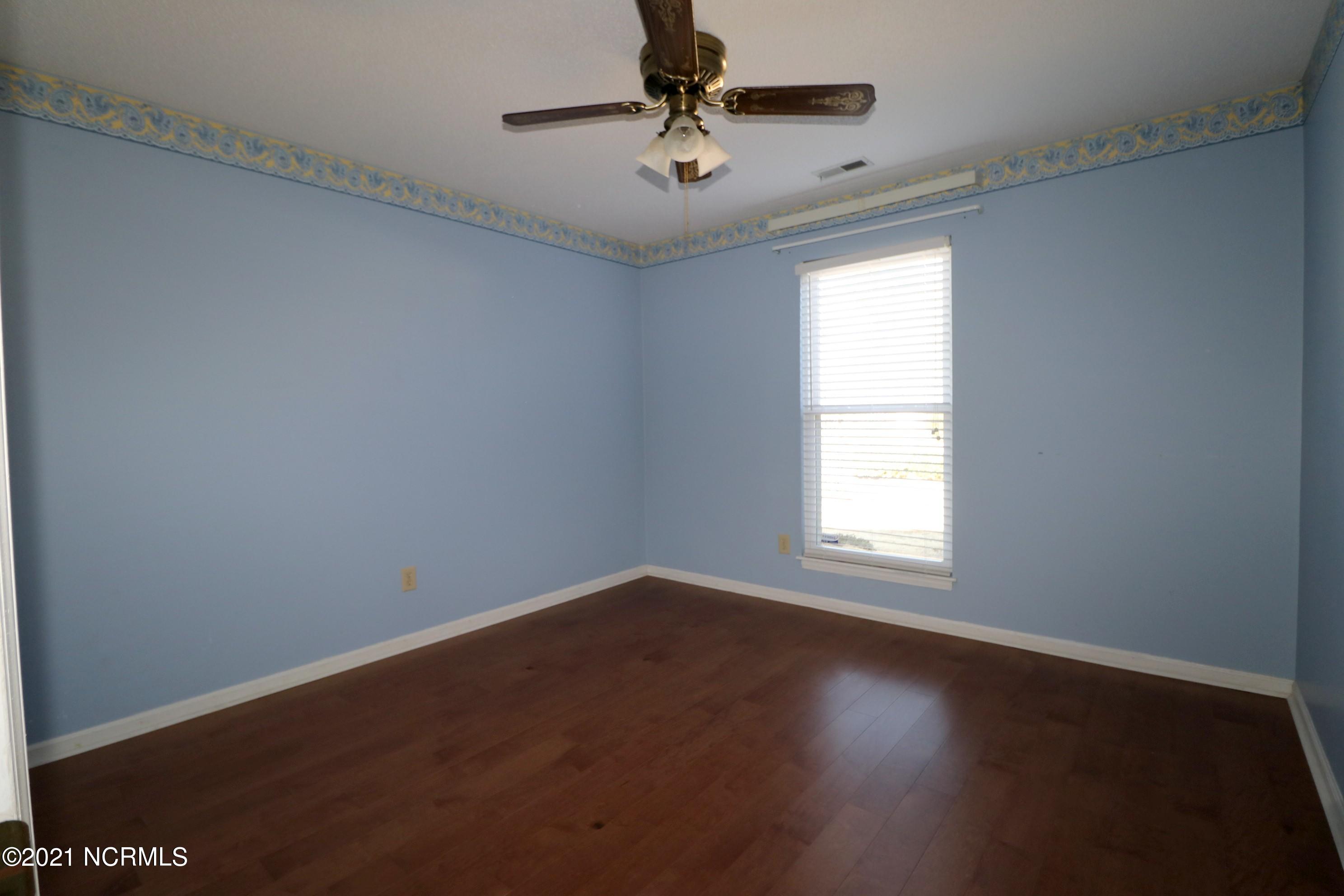 90 Sterling Road Jacksonville, NC 28546 - Photo 20 of 37 Bedroom 4