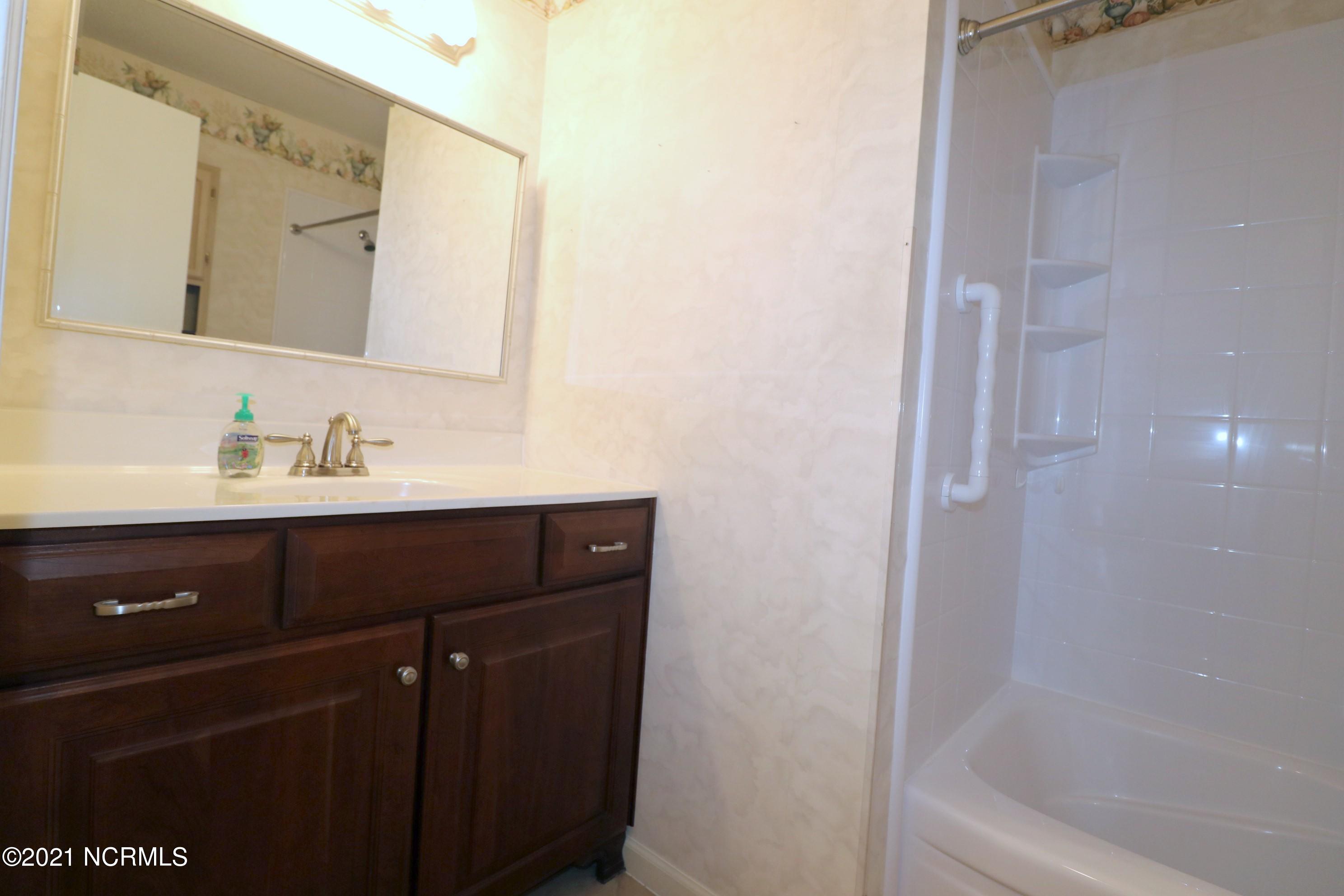 90 Sterling Road Jacksonville, NC 28546 - Photo 26 of 37 Hall Bathroom