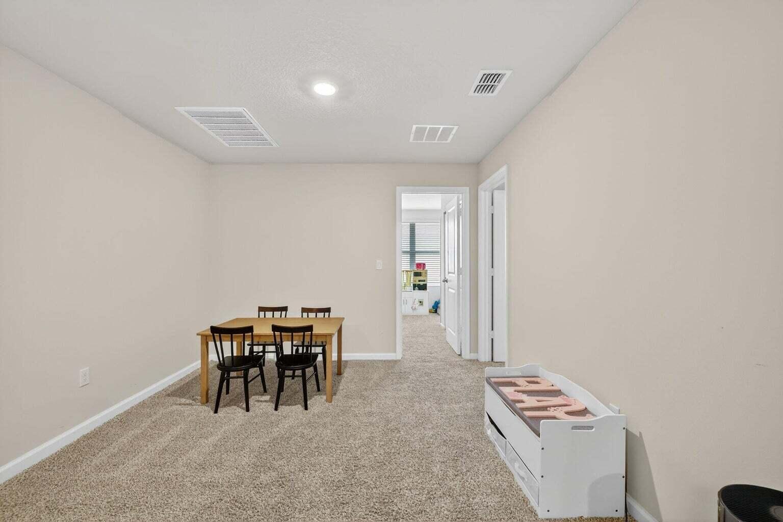 5652 Southeast Edgewater Circle Stuart, FL 34997 - Photo 20 of 30 20251003160838139010000000-o