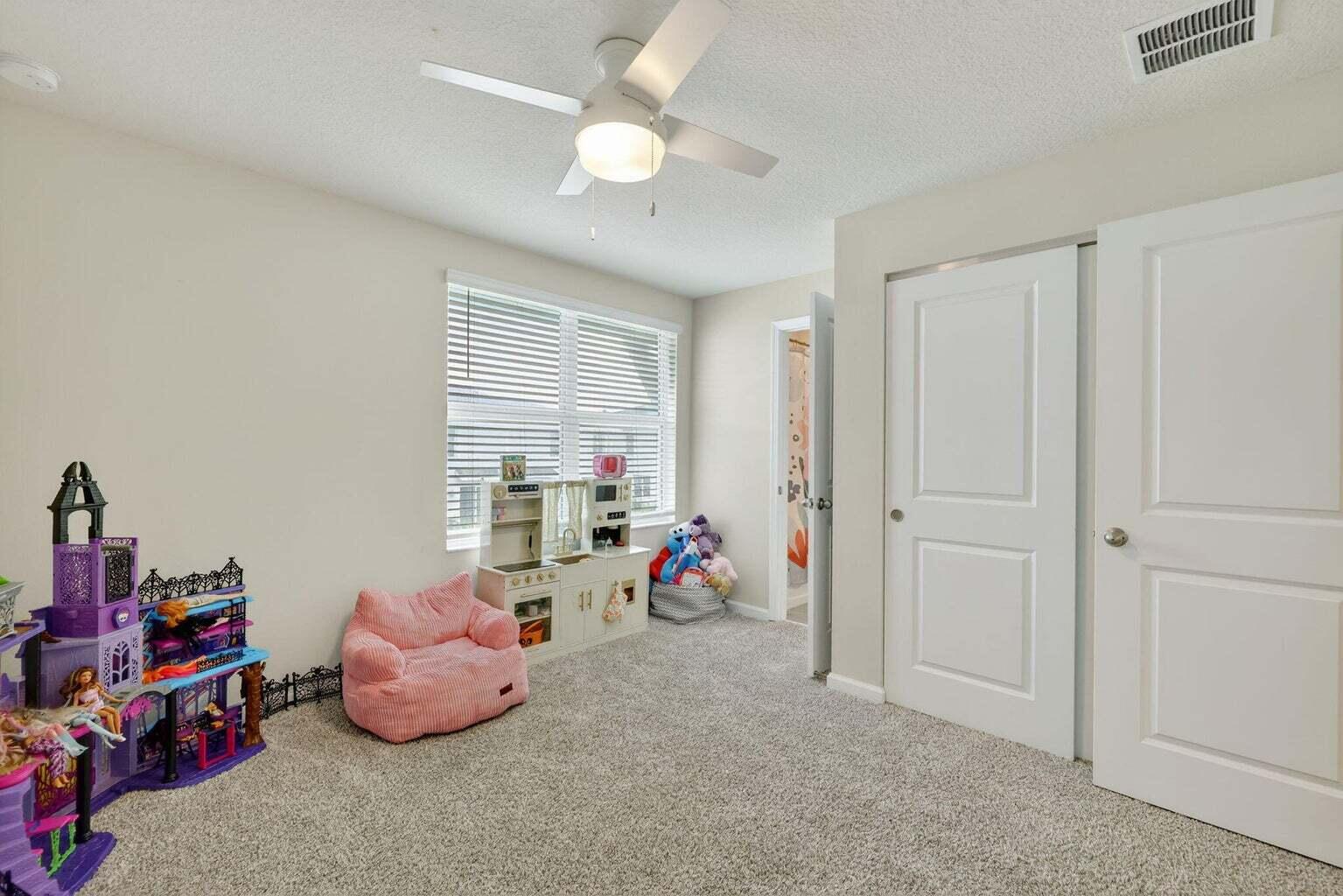 5652 Southeast Edgewater Circle Stuart, FL 34997 - Photo 22 of 30 20251003160840945794000000-o