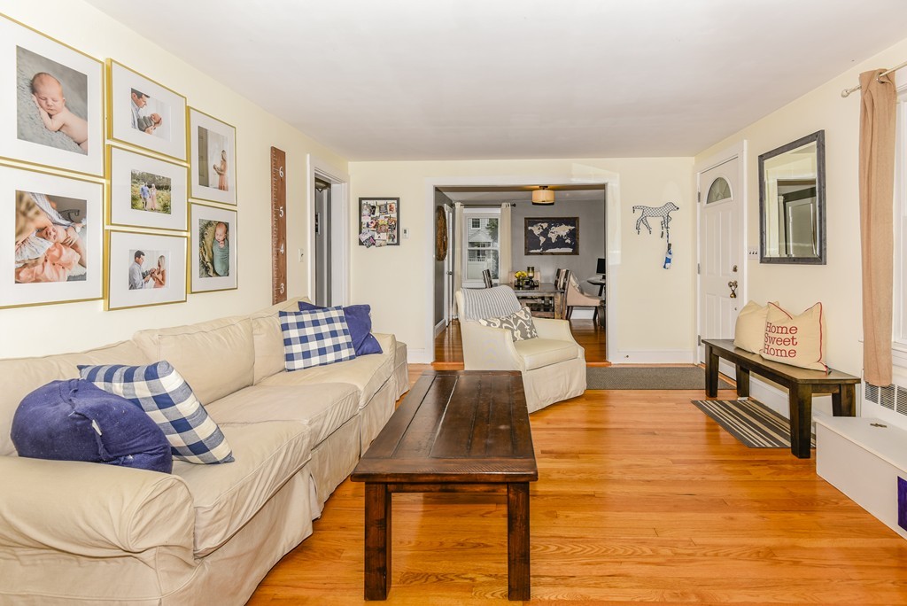 3 Donnell Road Walpole, MA 02032 - Photo 4 of 17