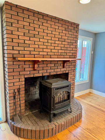 $349,000 | 329 Dame Hill Road, Orford, NH 03777