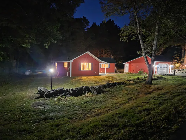 $349,000 | 329 Dame Hill Road, Orford, NH 03777