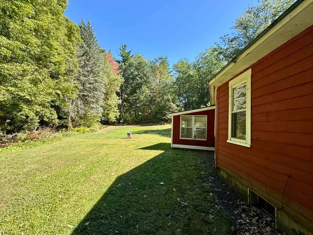 $349,000 | 329 Dame Hill Road, Orford, NH 03777