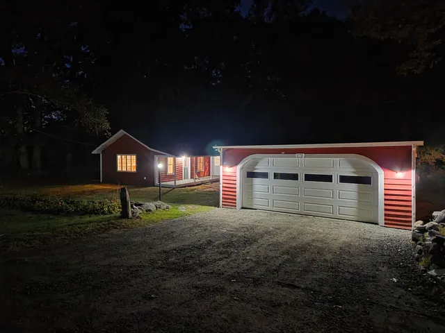 $349,000 | 329 Dame Hill Road, Orford, NH 03777