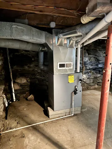 $349,000 | 329 Dame Hill Road, Orford, NH 03777