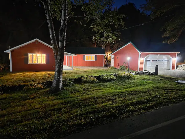 $349,000 | 329 Dame Hill Road, Orford, NH 03777