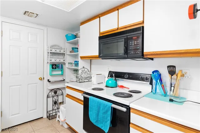 $165,000 | 3550 Bay Sands Drive, Unit 1101, Laughlin, NV 89029